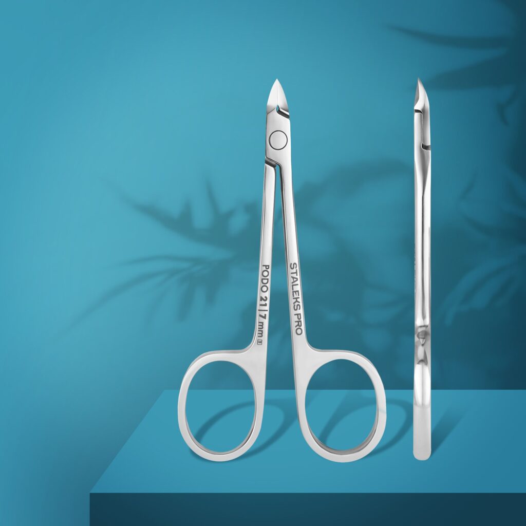 Staleks Pro Podo 21 Type 7 Podology Scissors Style Nippers for Cuticle and Callus NP-21-7