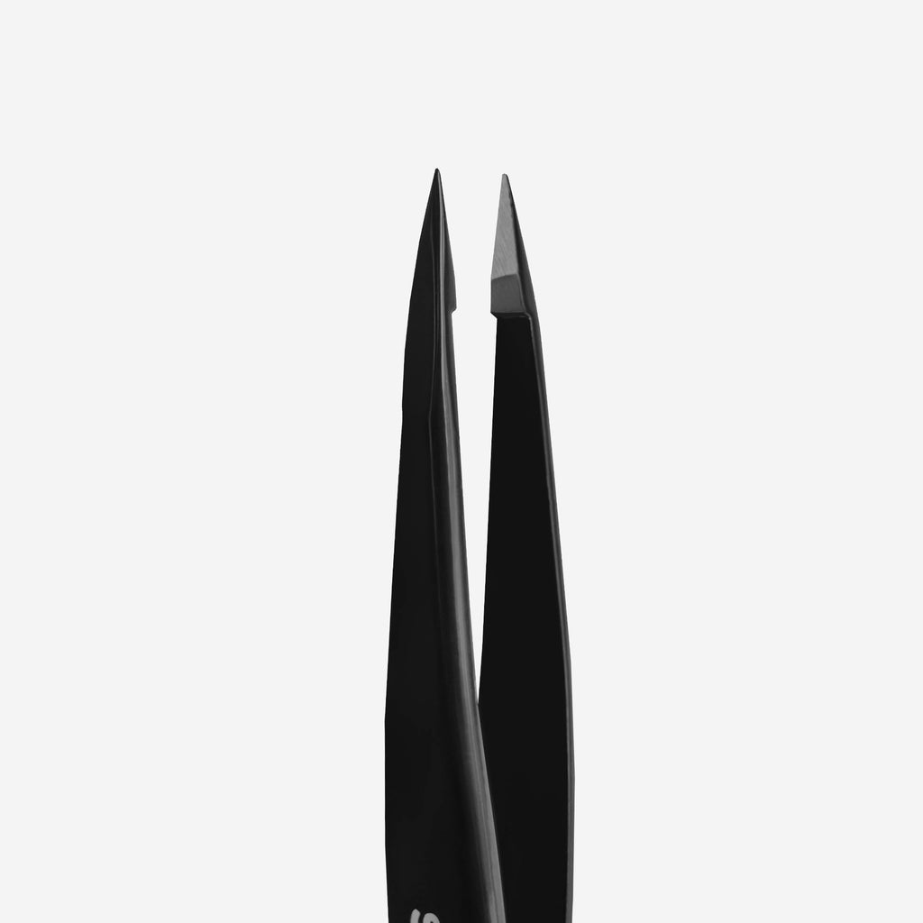Staleks Pro Expert 11 Type 5b Eyebrow Tweezers Point Black TE-11/5b